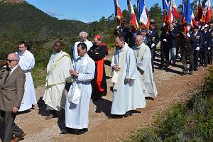 2017 05 01 THEOULE SUR MER-NOTRE DAME D AFRIQUE FETE LE 1 ER MAI (5) par Yves Marthot